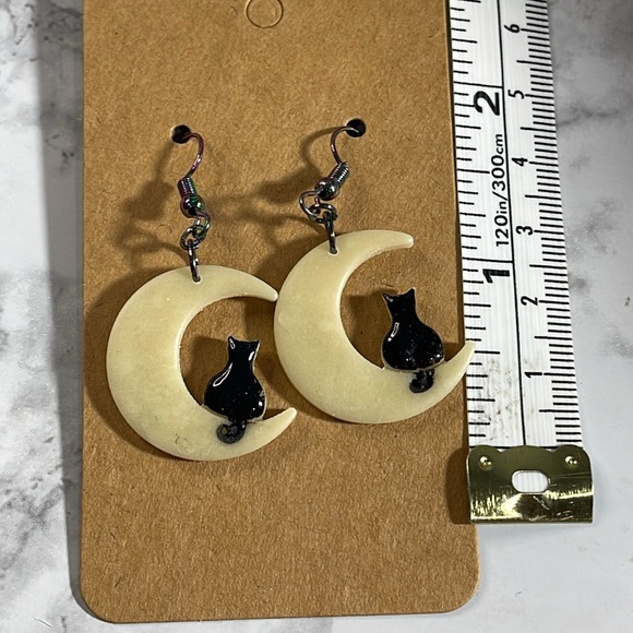 Handcrafted Fish Hook Glow in the Dark Cat on the Moon Dangle Earrings - Picture 3 of 5